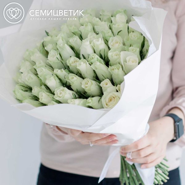 Букет из 75 белых роз 40 см (Кения)