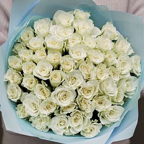 Букет из 51 белой розы 30 см (Кения)